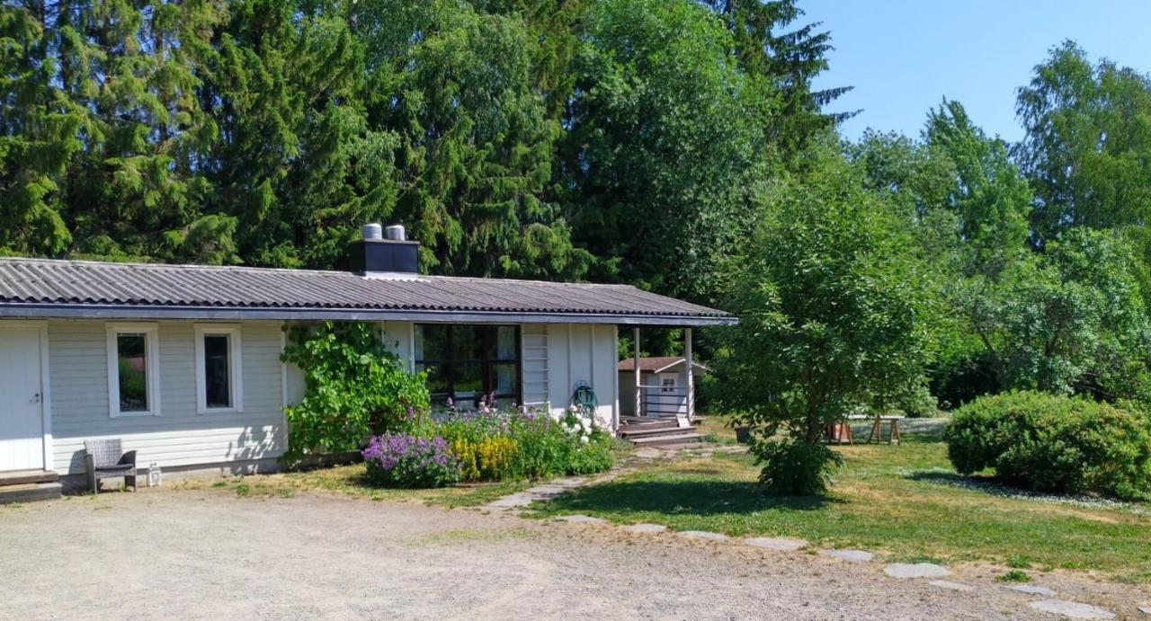 Guesthouse Solbacka Iittala Χαμεενλίνα Εξωτερικό φωτογραφία